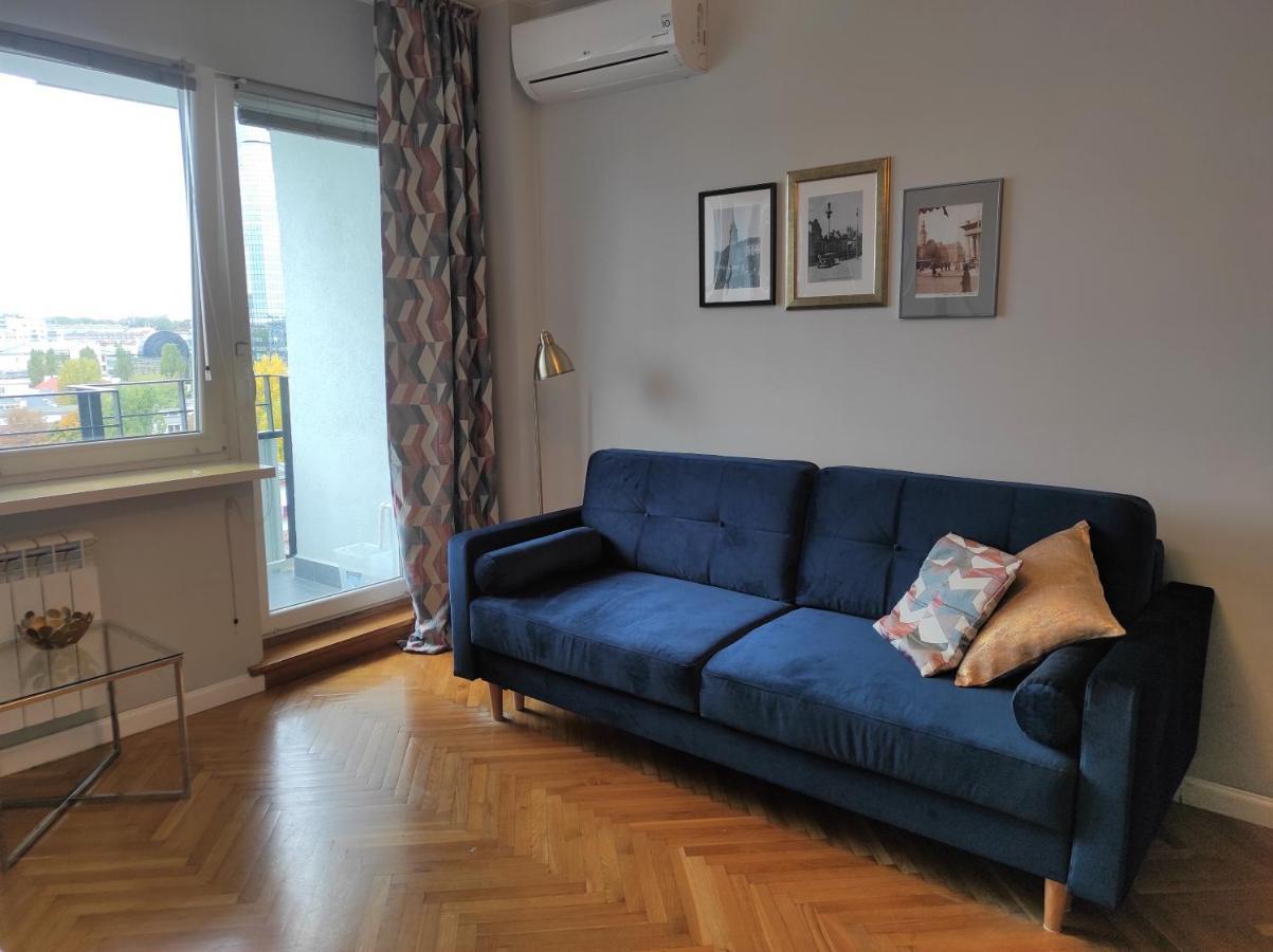 OperaApart Varşovia Exterior foto