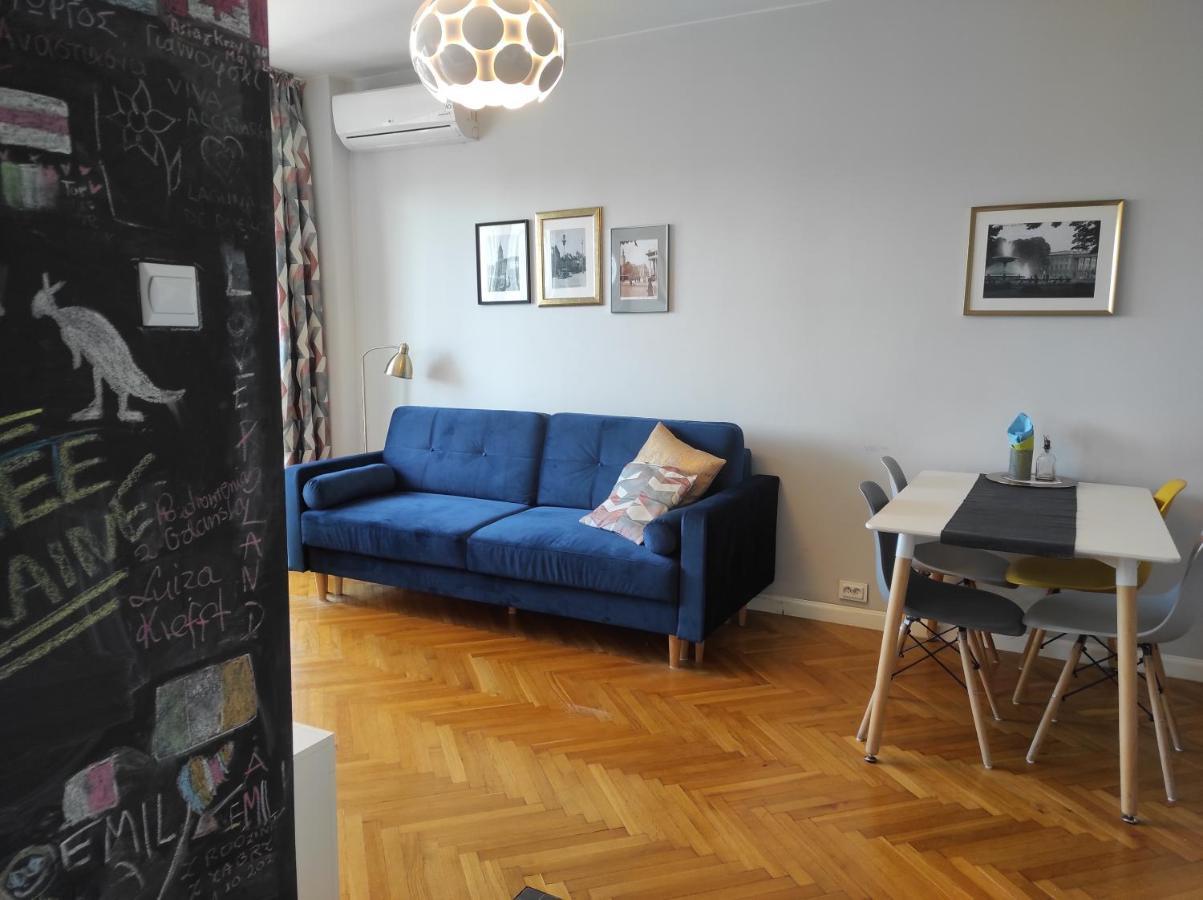 OperaApart Varşovia Exterior foto